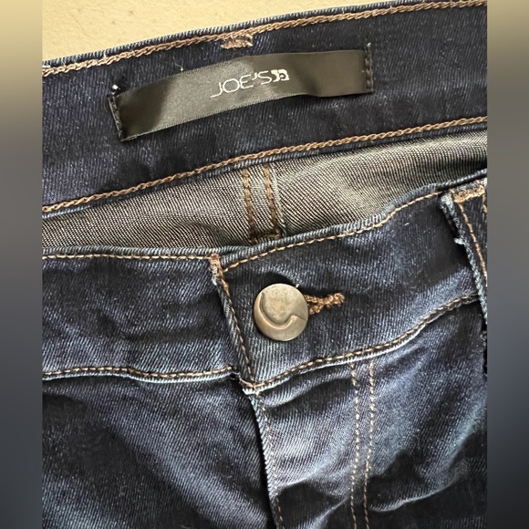 👖Joe’s Jeans Booty Fit Straight Jean - Picture 7 of 8